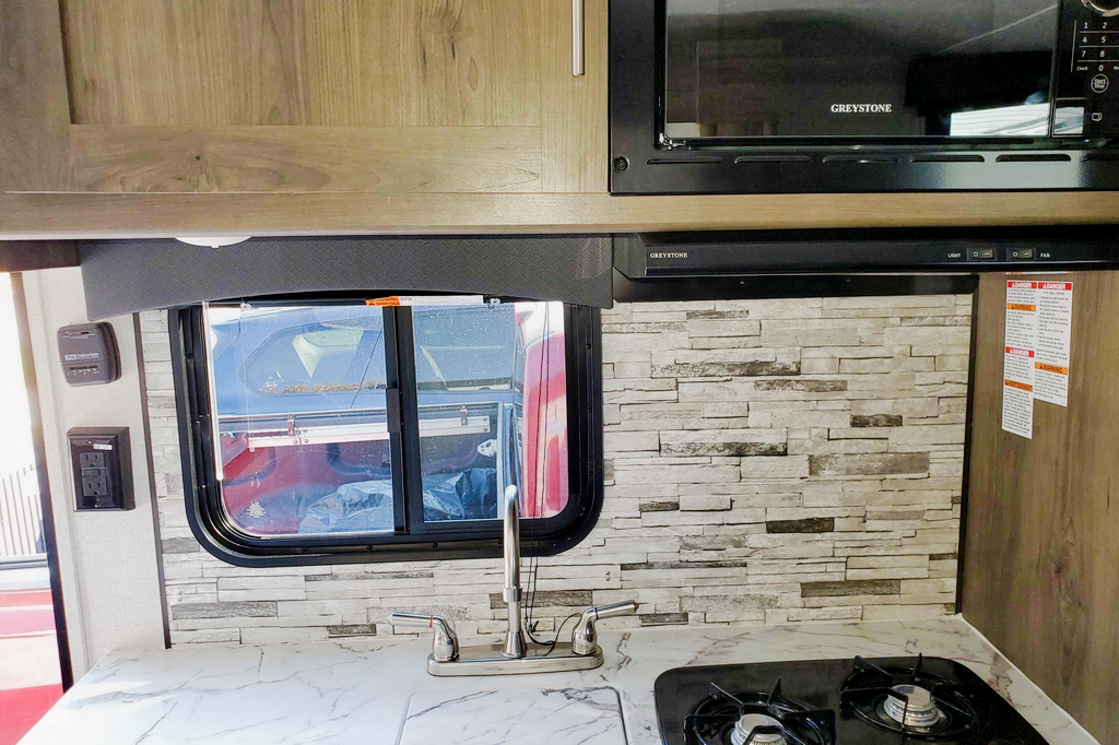 RV Retreat Clipper Travel Trailer