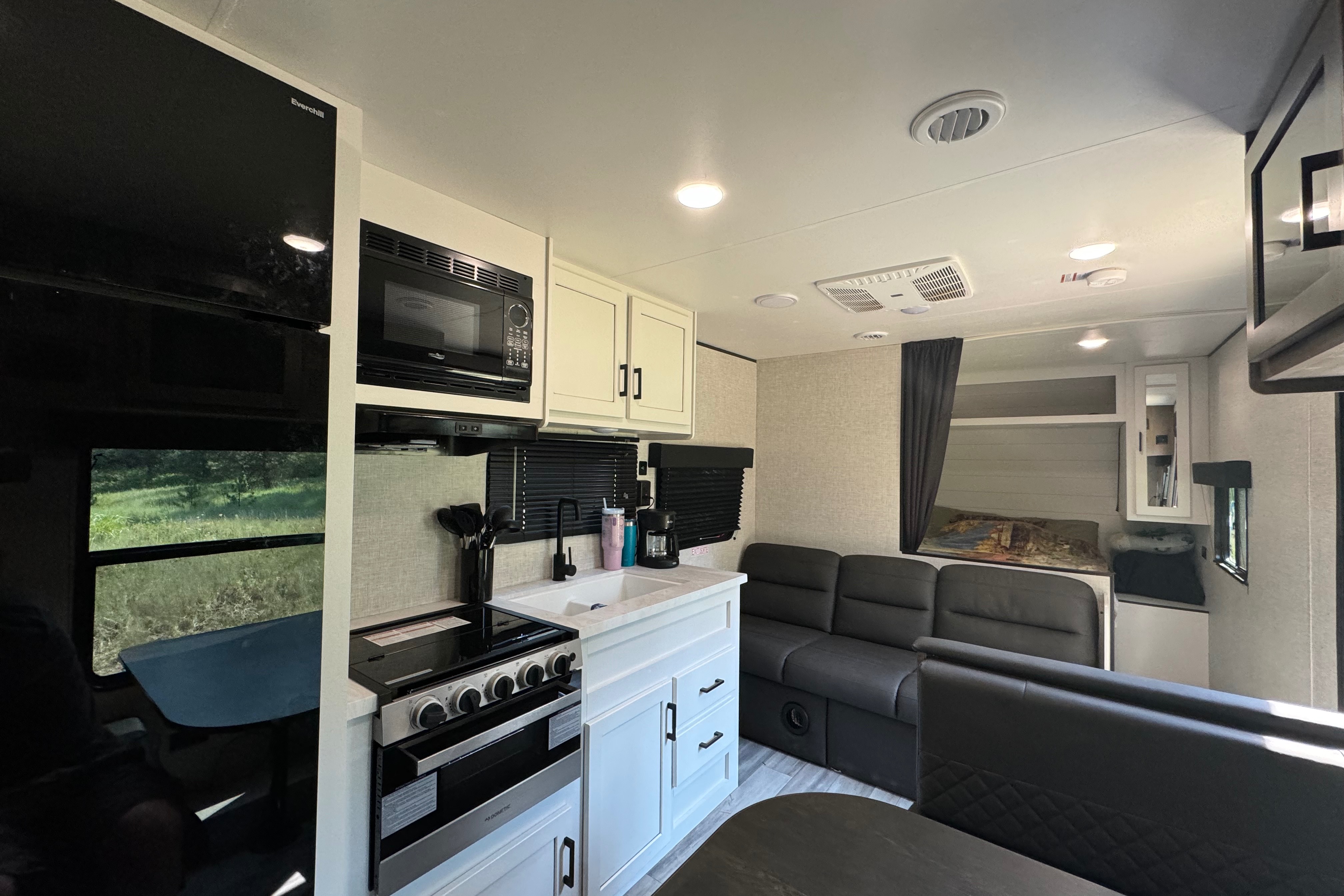 Beckler Family Jayco 260BHW