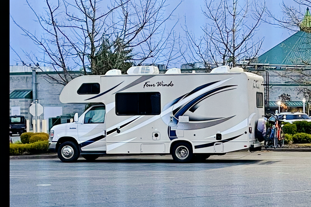Clarence the Camper - 2018 Thor Motor Coach Four Winds 22E Class C