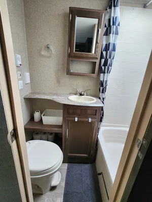Fully Stocked CLEAN 34' Bunkhouse 2018 Coachmen Apex