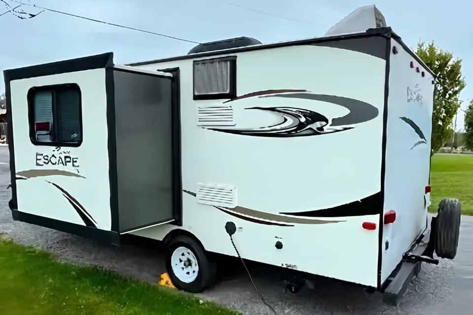 902 RV Rentals K-Z Spree Escape Travel Trailer