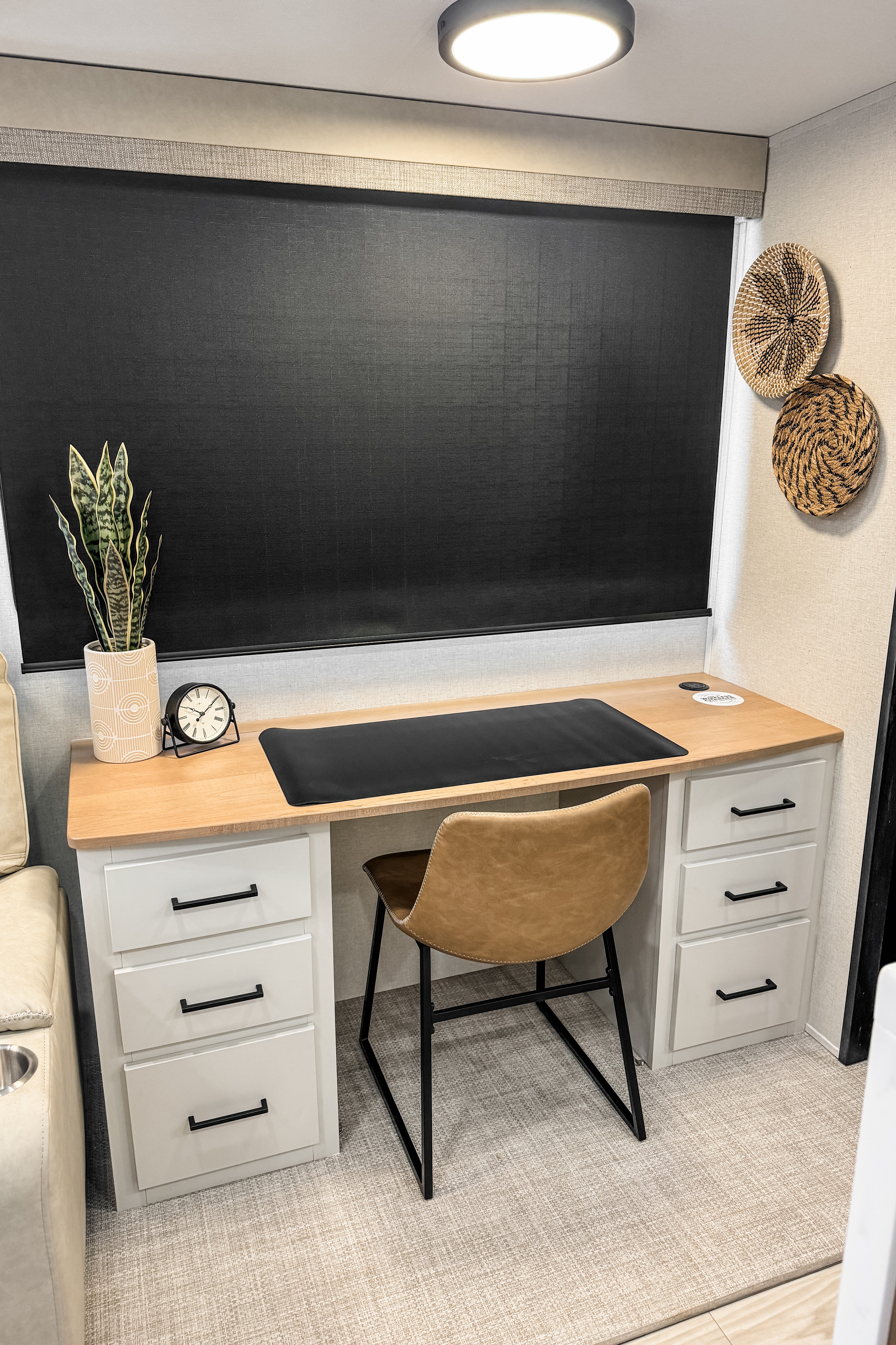 2025 Luxury 5th Wheel - SandPiper 3800RK