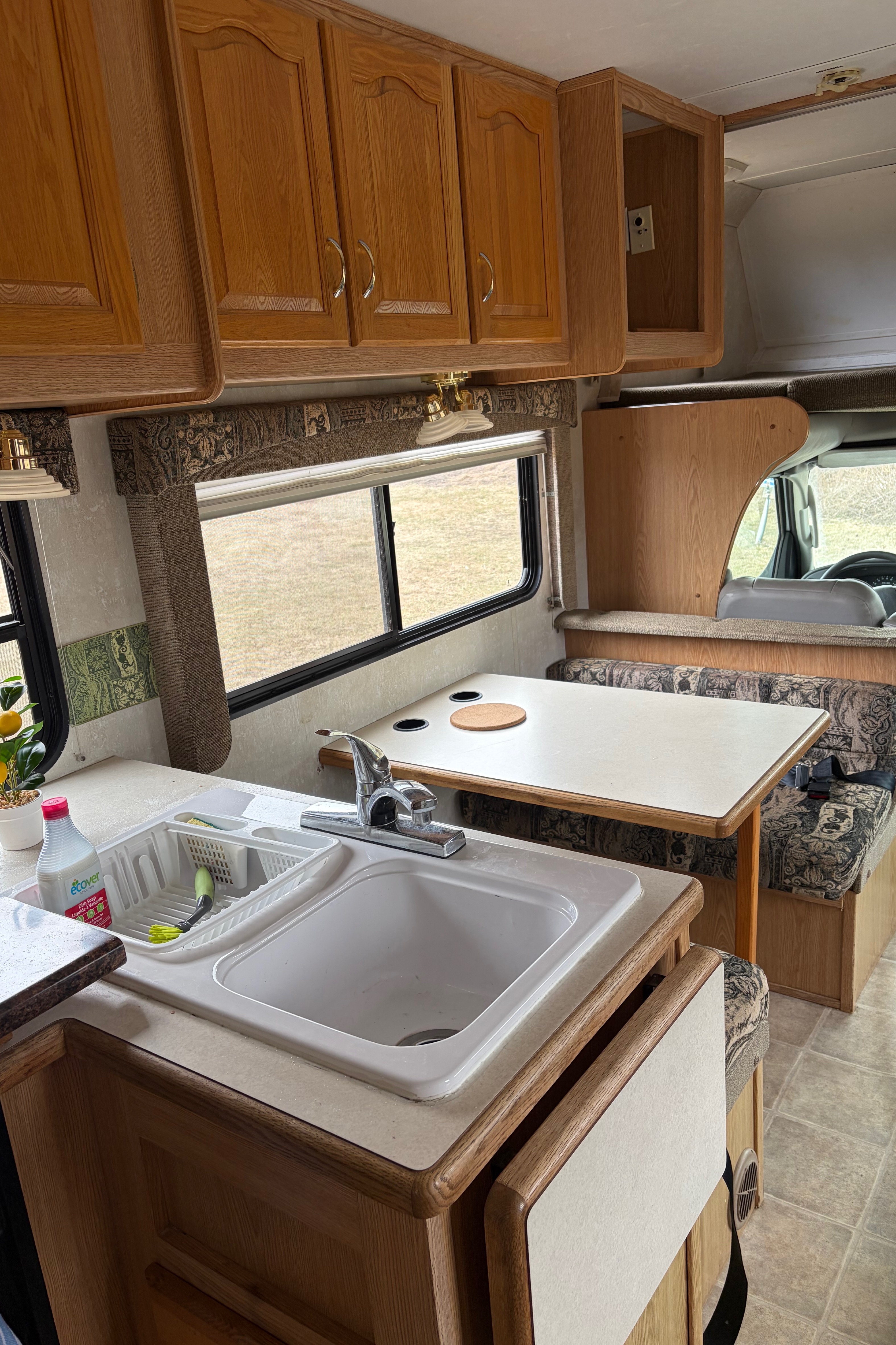 Forest River Sunseeker 30’ Classe C