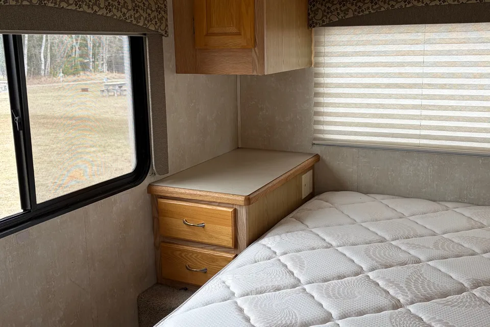 Forest River Sunseeker 30’ Classe C