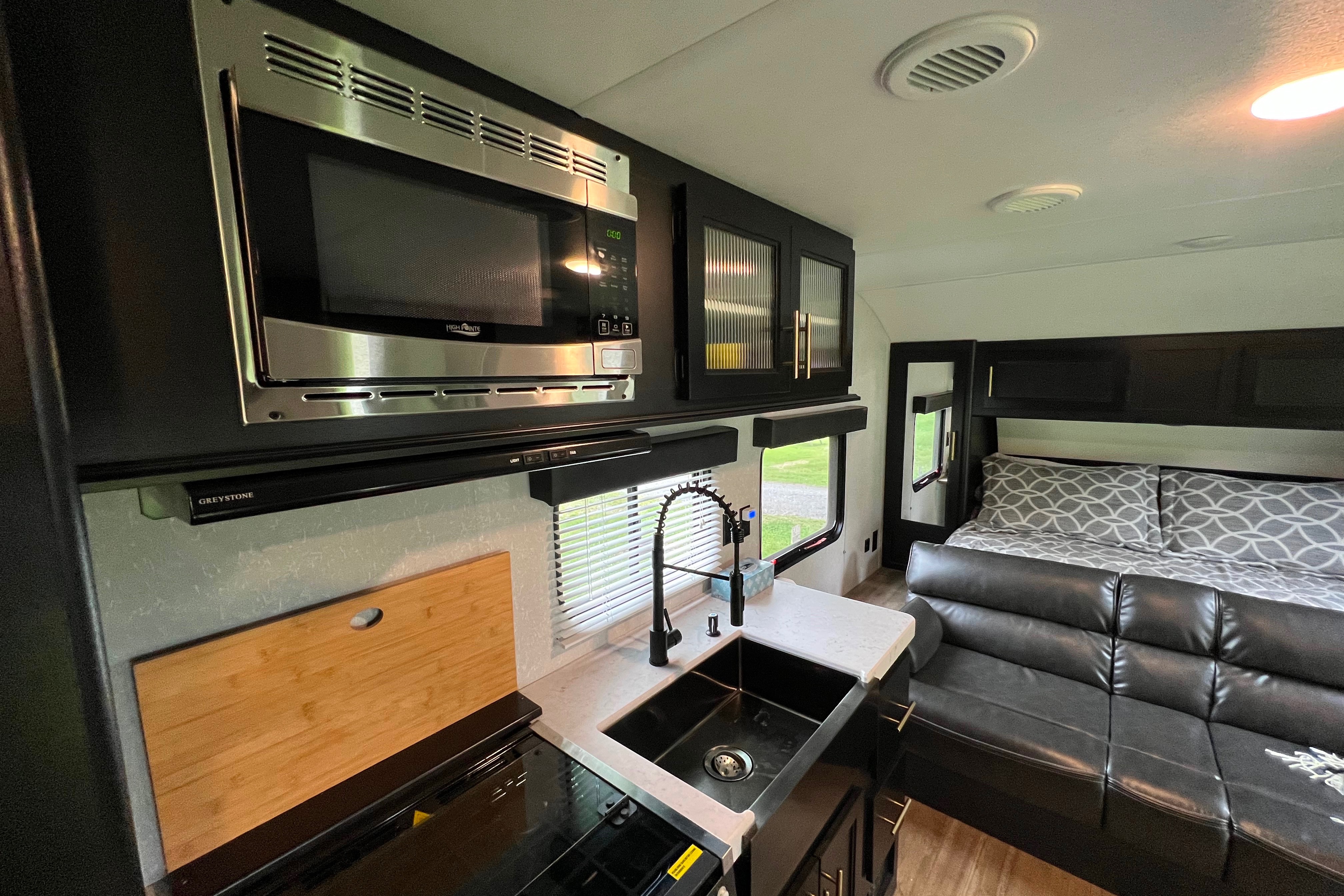 Alexandre's Greywolf 22mkse Travel Trailer