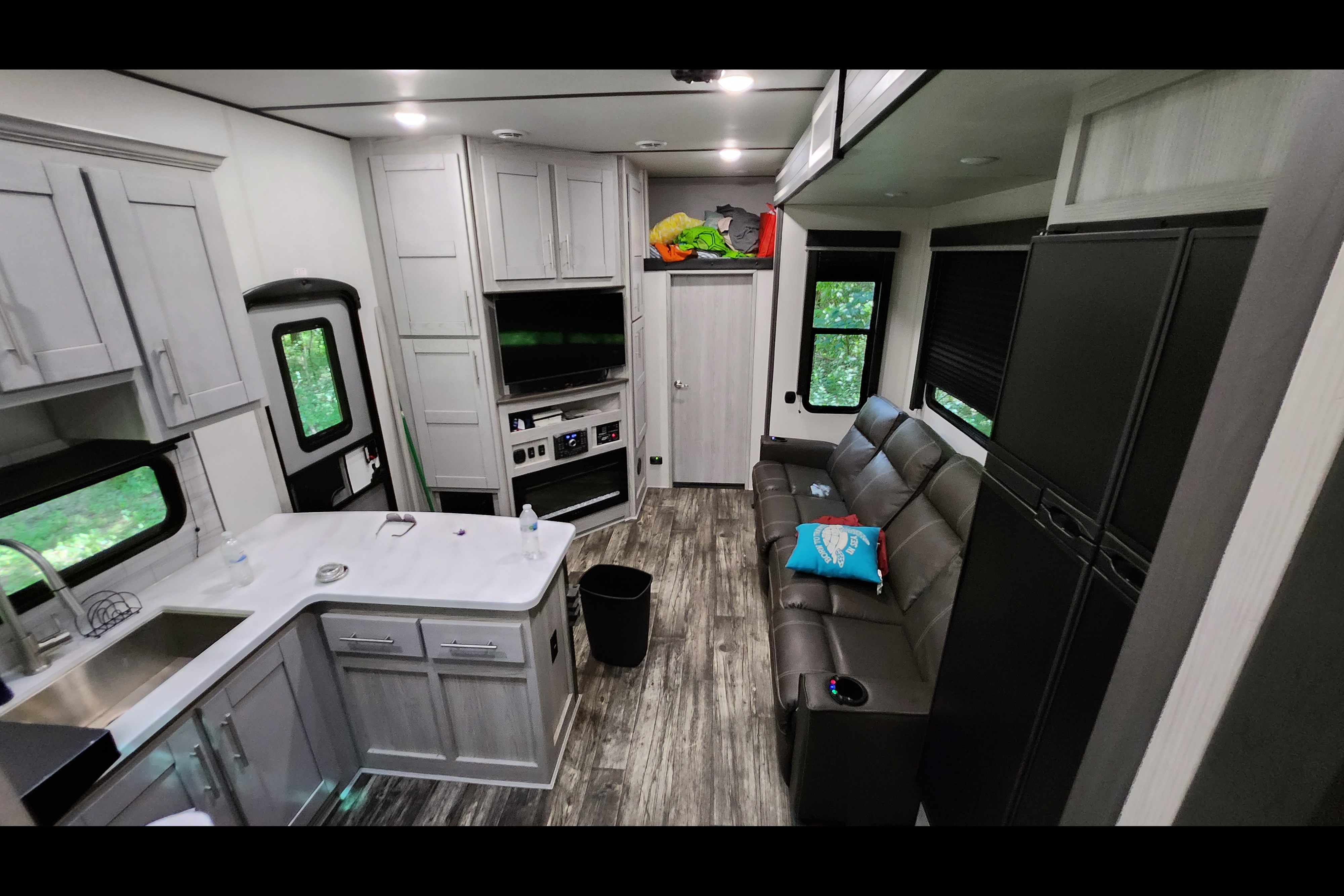 "Garage-ma-hal" Impact Toy Hauler