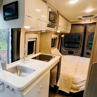 Thor Tellaro Motorhome