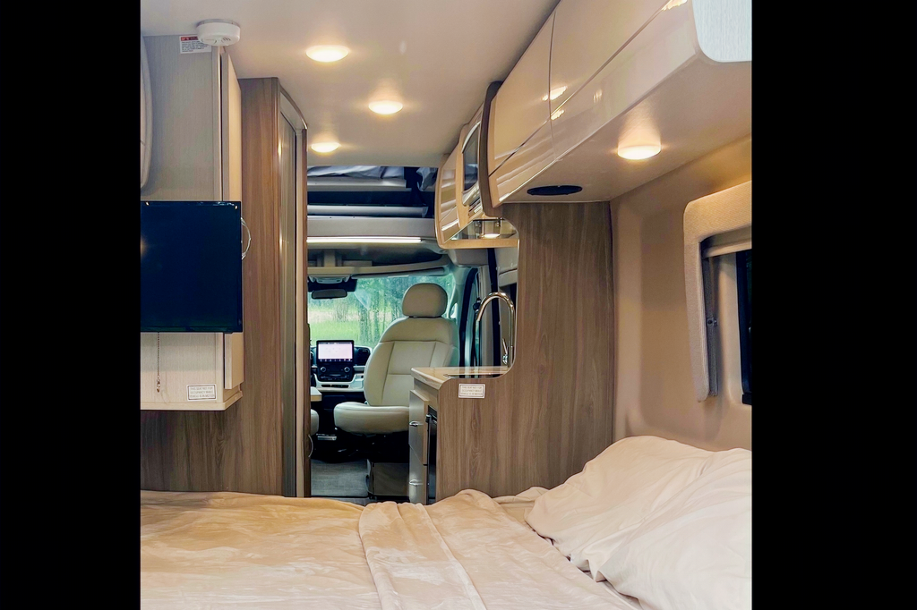 Thor Tellaro Motorhome 