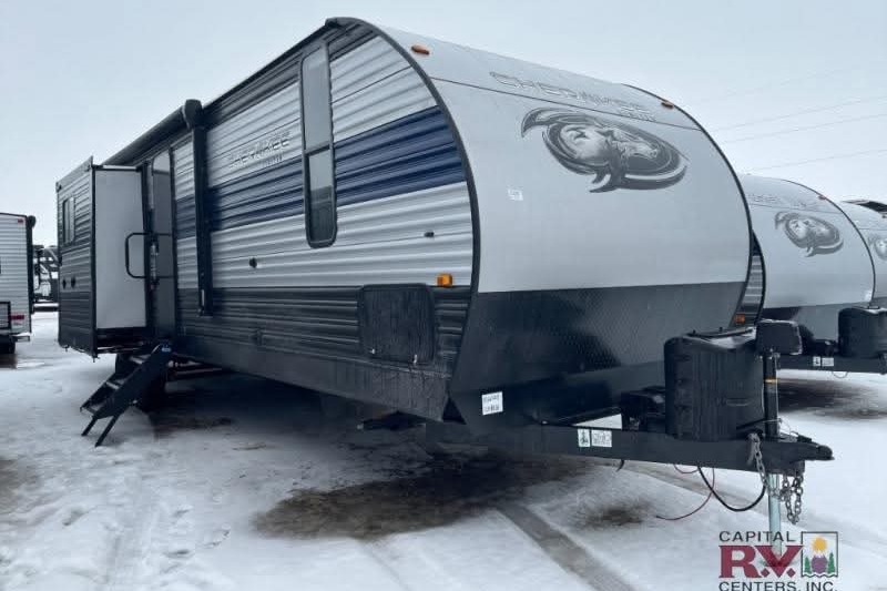 Lael Family Bunk House