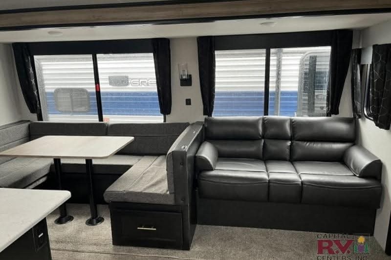 Lael Family Bunk House