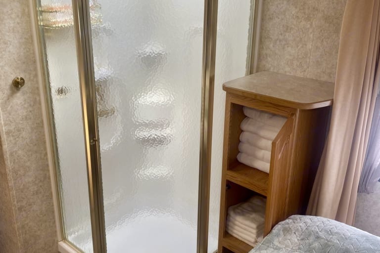 Easy Camping-Sleeps 6-Delivery & Setup