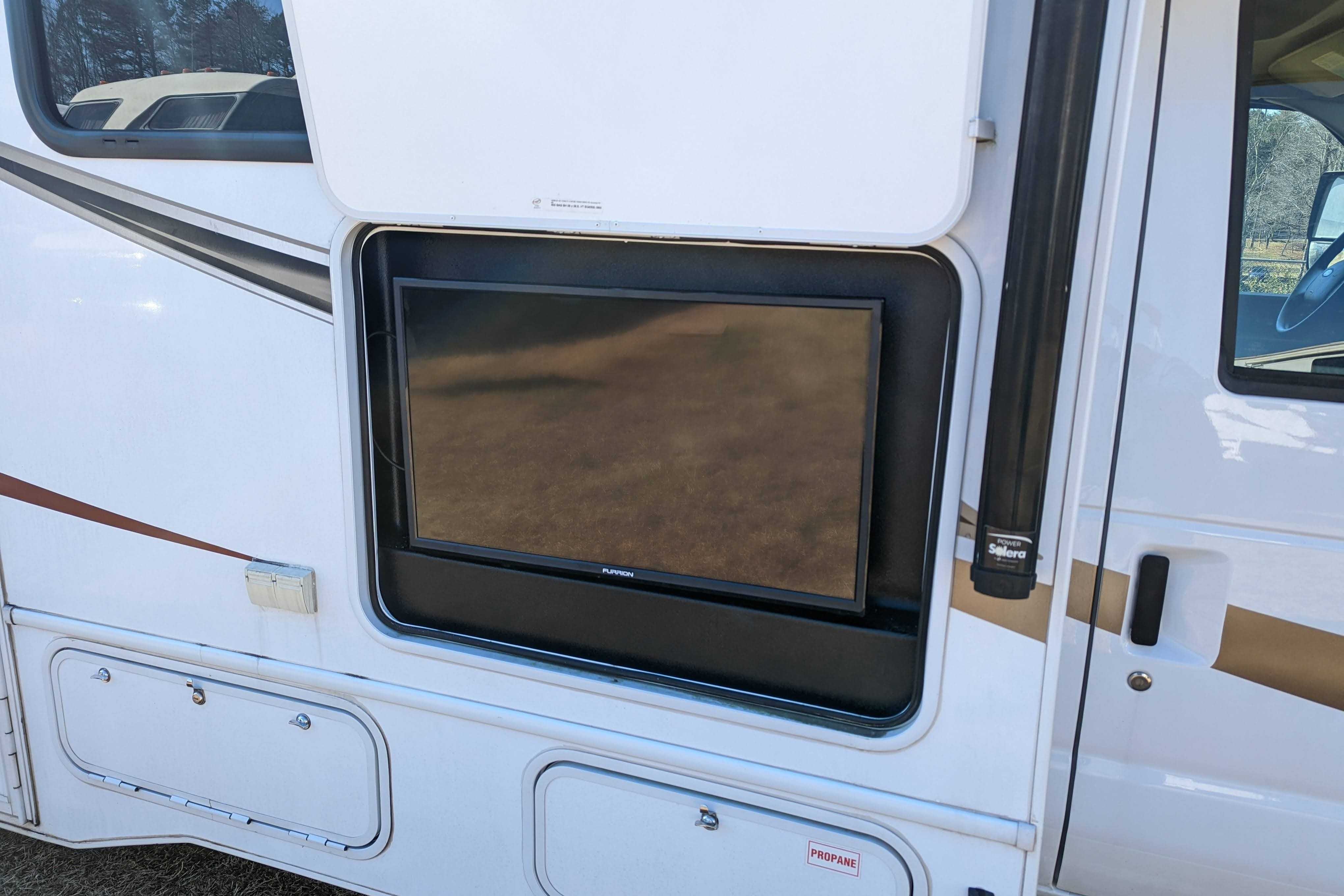 Alex's 2018 Sunseeker -sleeps up to 6- multilingual owners