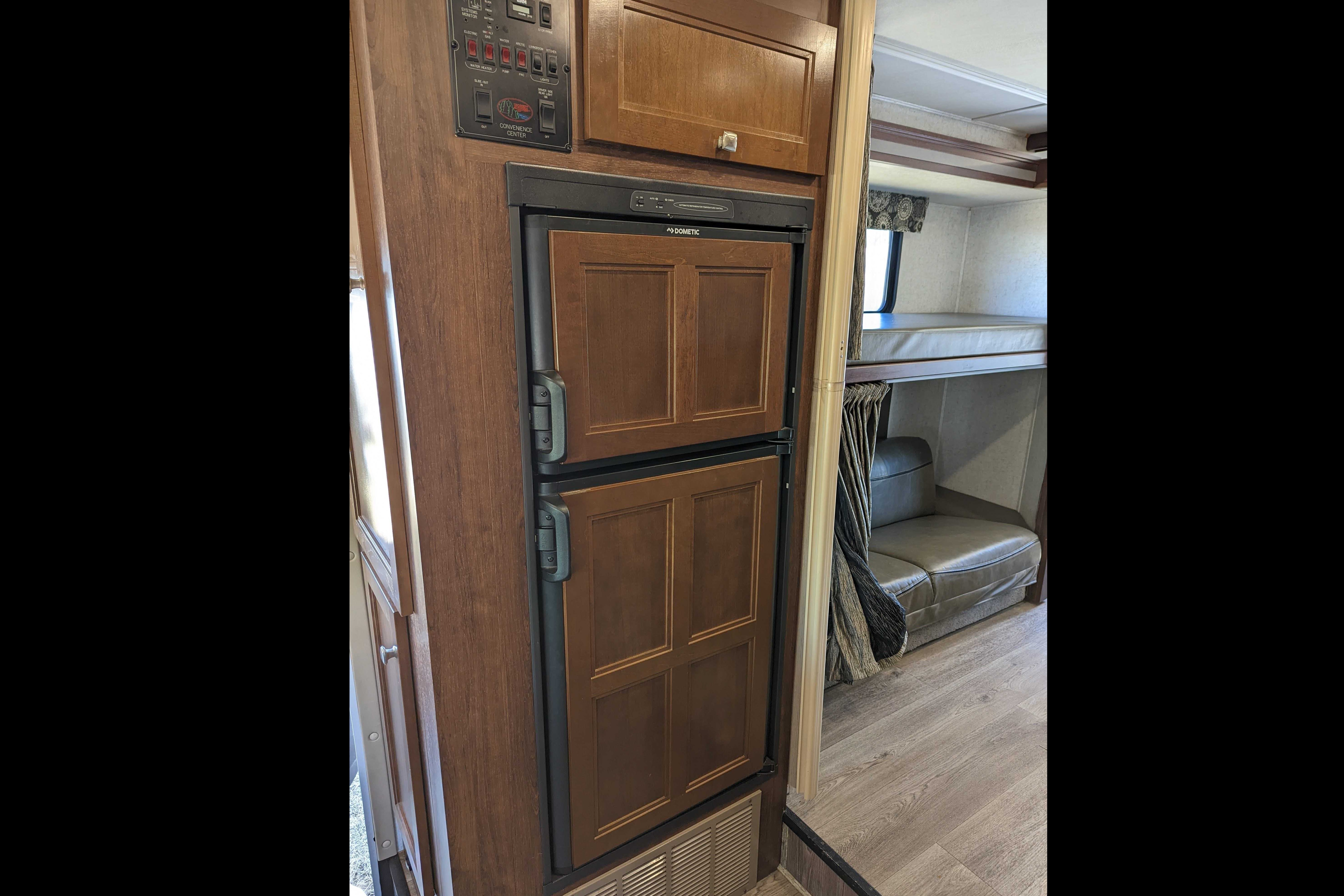 Alex's 2018 Sunseeker -sleeps up to 6- multilingual owners