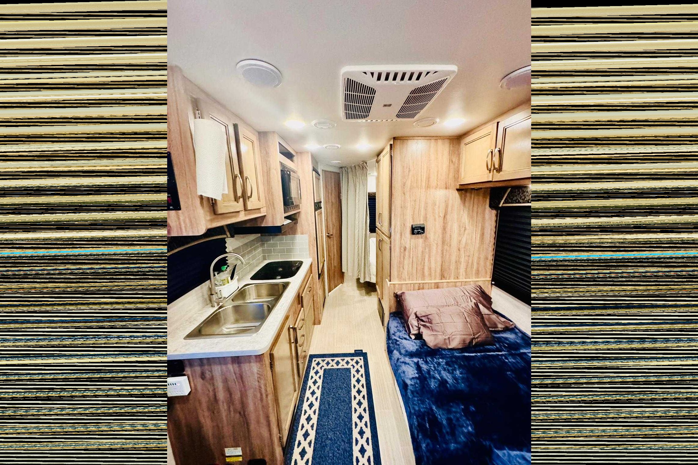 Sathiyavahini's Jayco Jayco Redhawk SE Class C