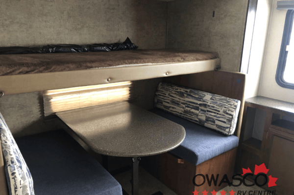 Leduc Recreation Coachmen Freedom Express 312BHDS Travel Trailer