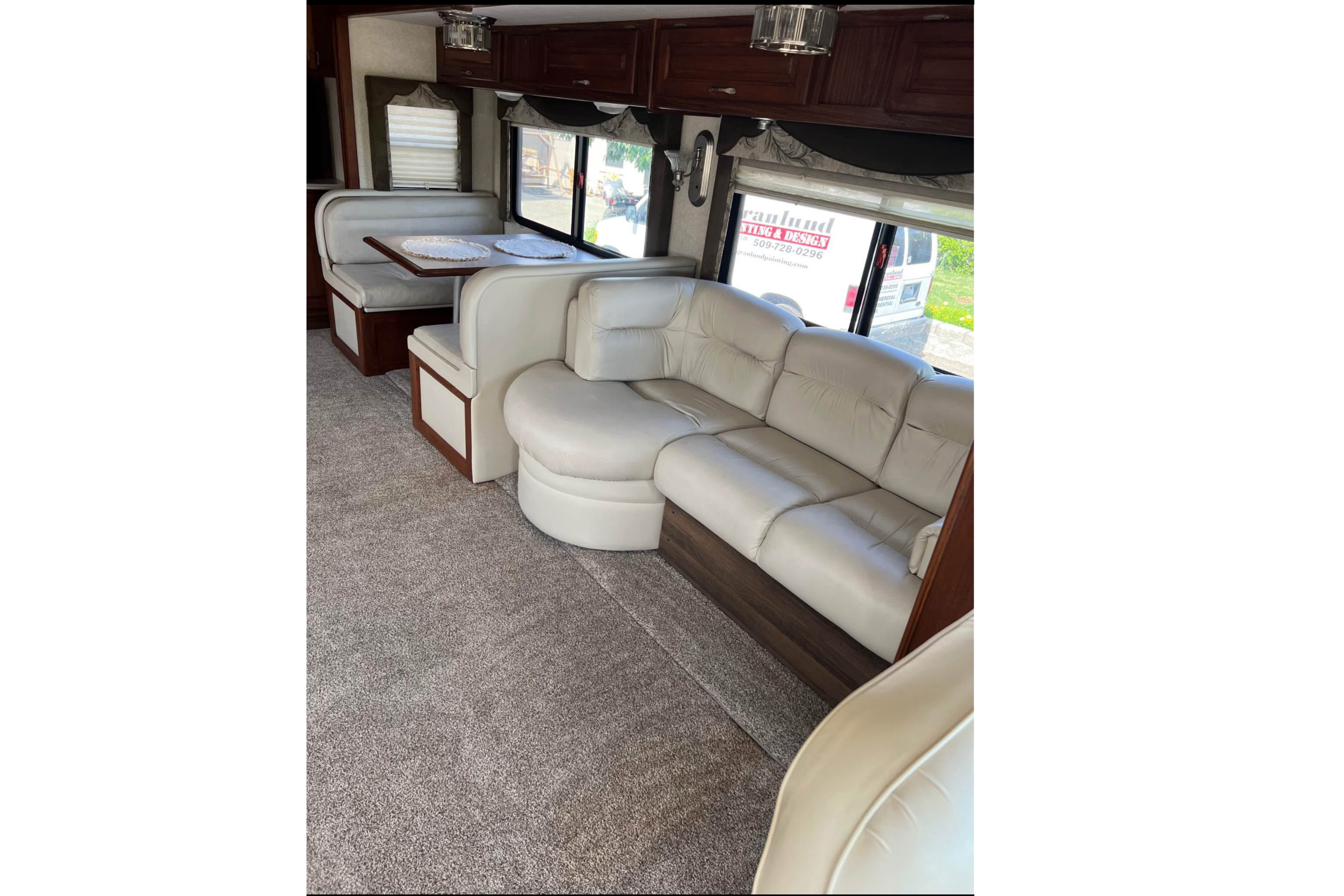 Colleen's National RV Tropi-Cal Class A