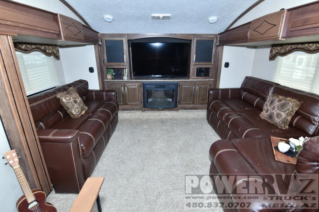 2015 37' Keystone Cougar Fifth Wheel