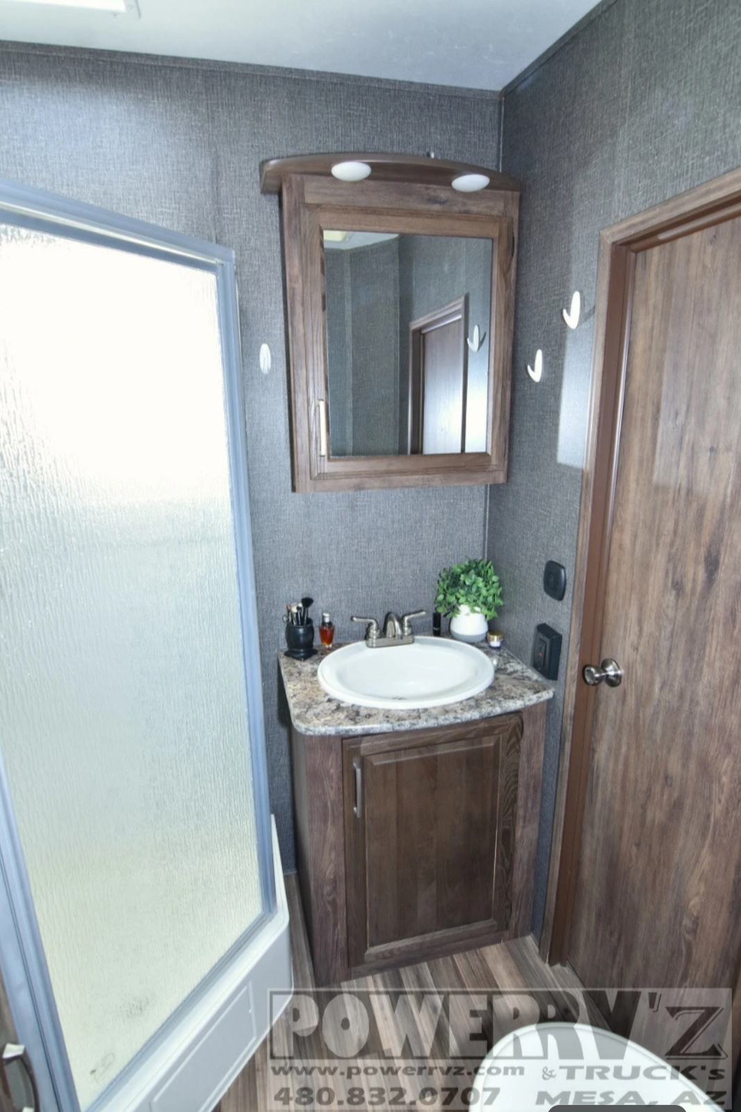 2015 37' Keystone Cougar Fifth Wheel