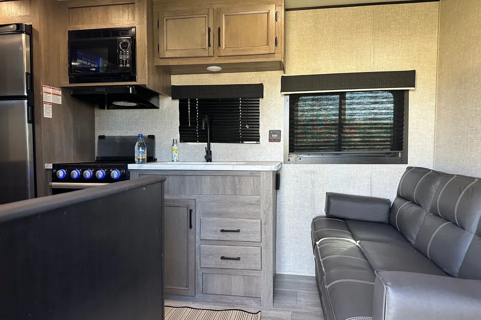 Sam's Jayco Jay Flight SLX 8 Travel Trailer