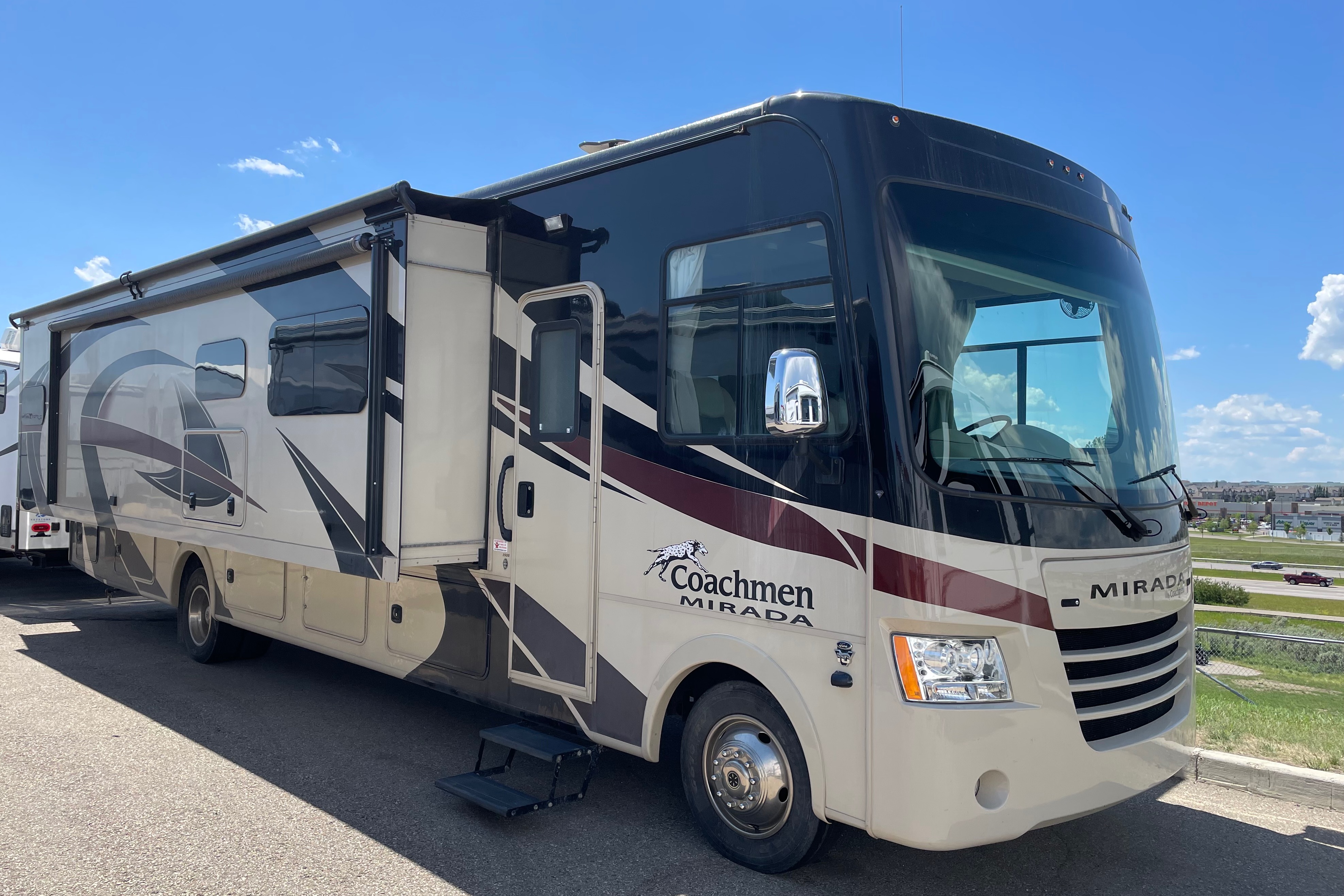 Forrest's Coachmen Mirada Class A