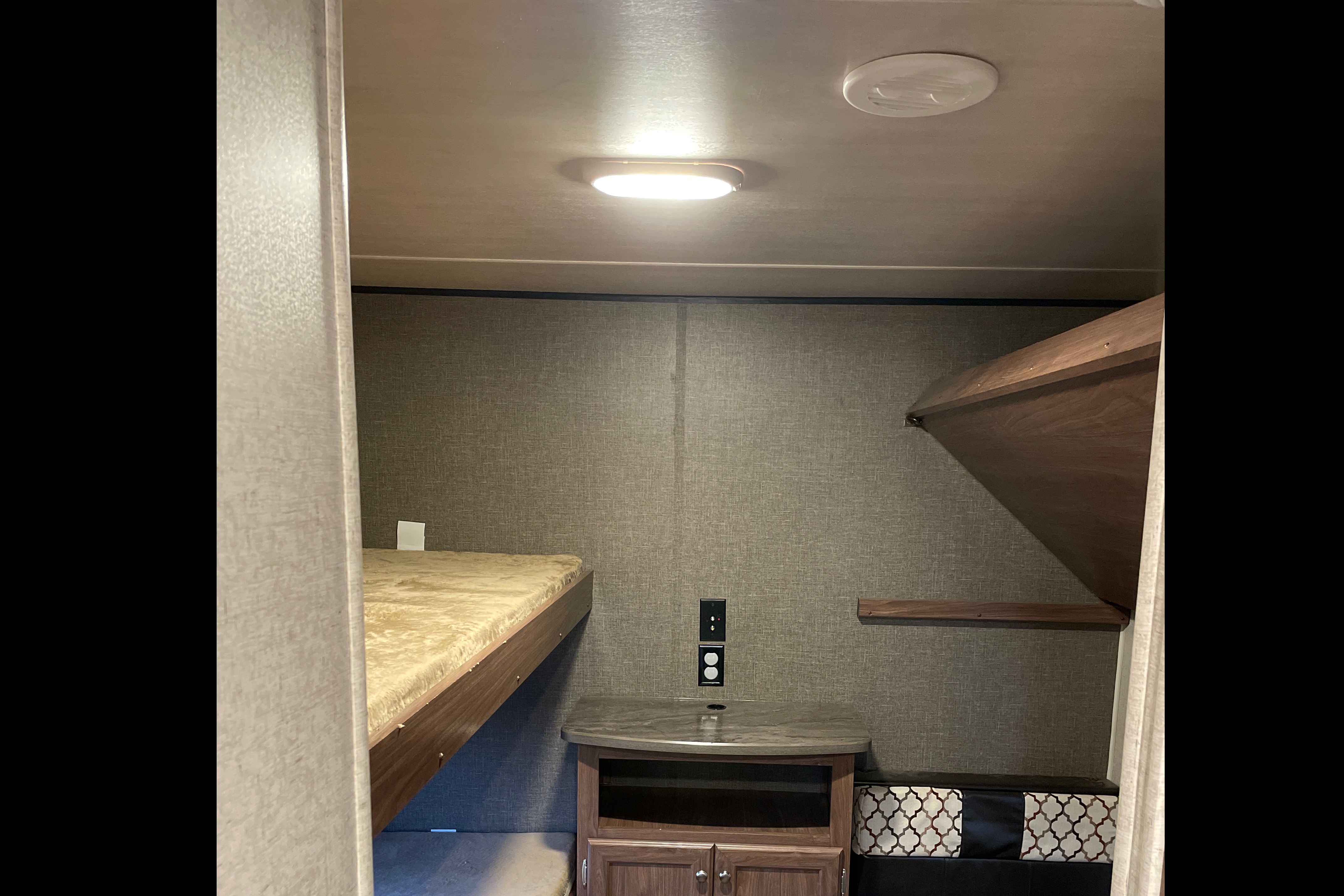 Devin & Tanya’s (TADA!) Prowler Lynx Travel Trailer