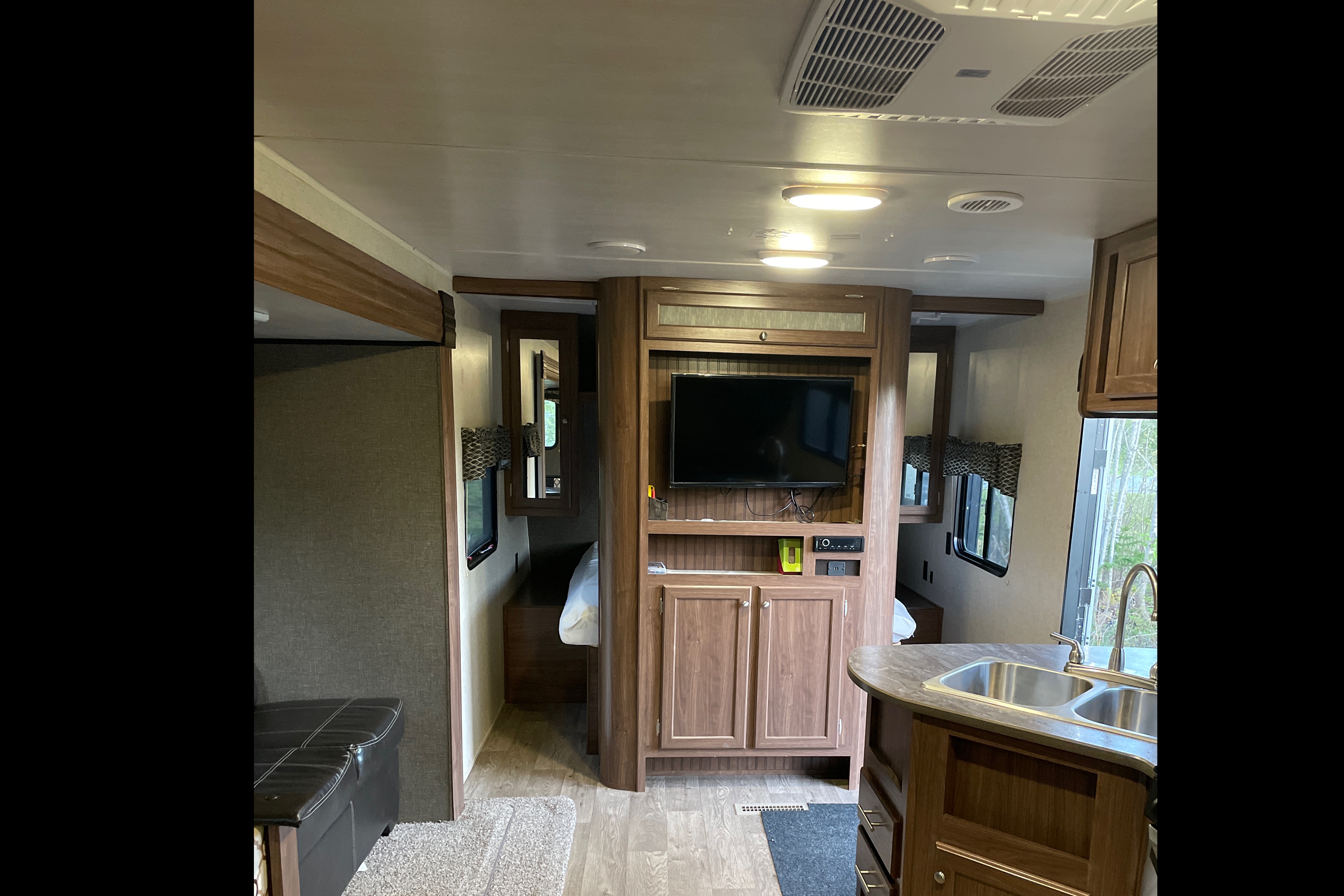 Devin & Tanya’s (TADA!) Prowler Lynx Travel Trailer