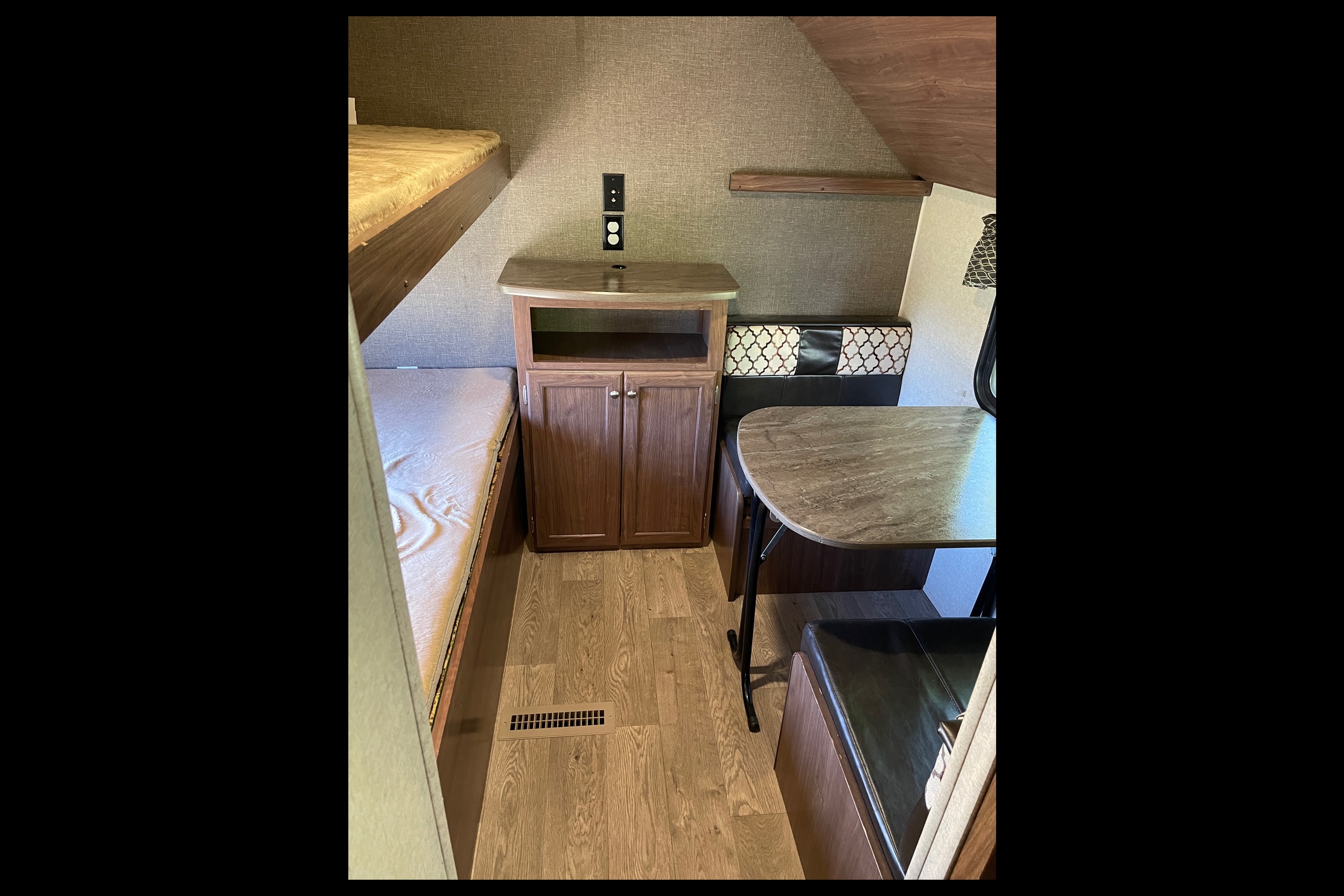 Devin & Tanya’s (TADA!) Prowler Lynx Travel Trailer
