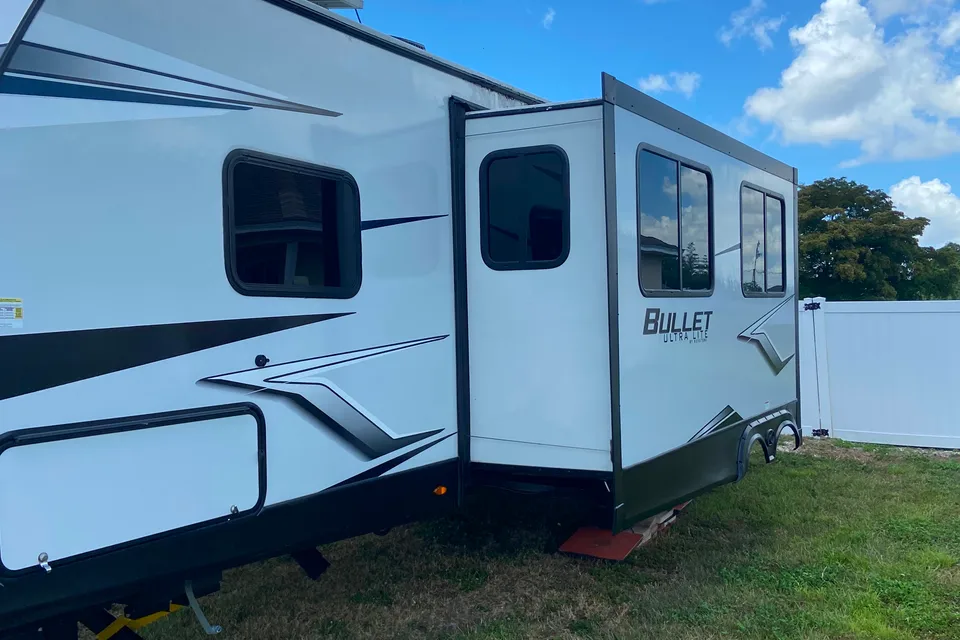 Janowiak Keystone Bullet Travel Trailer