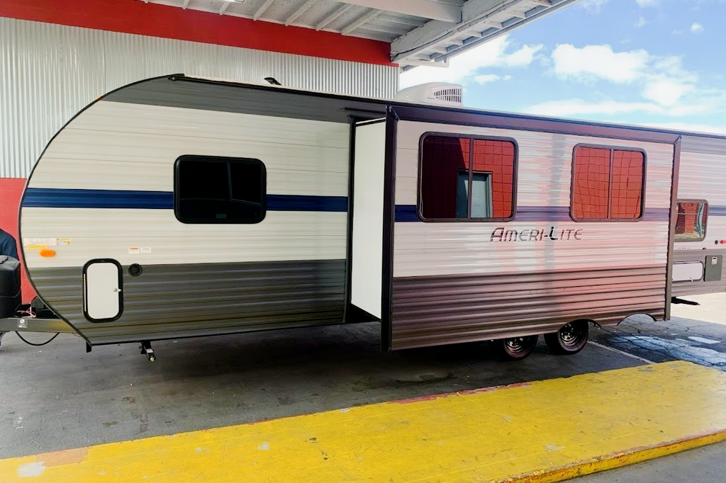 31' Family trailer - Sleeps 7 and Ready for Adventures!