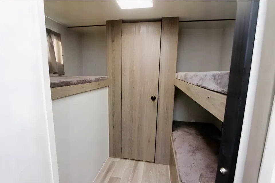 31' Family trailer - Sleeps 7 and Ready for Adventures!