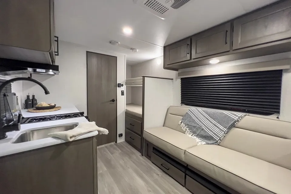 BRAND NEW 2026 20ft Travel Trailer Towable by most SUVs