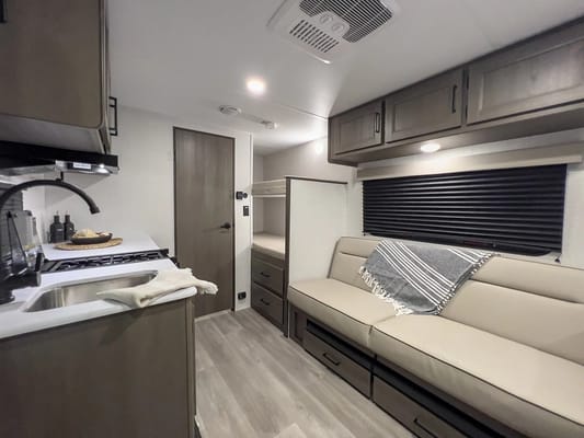 BRAND NEW 2026 20ft Travel Trailer Towable by most SUVs