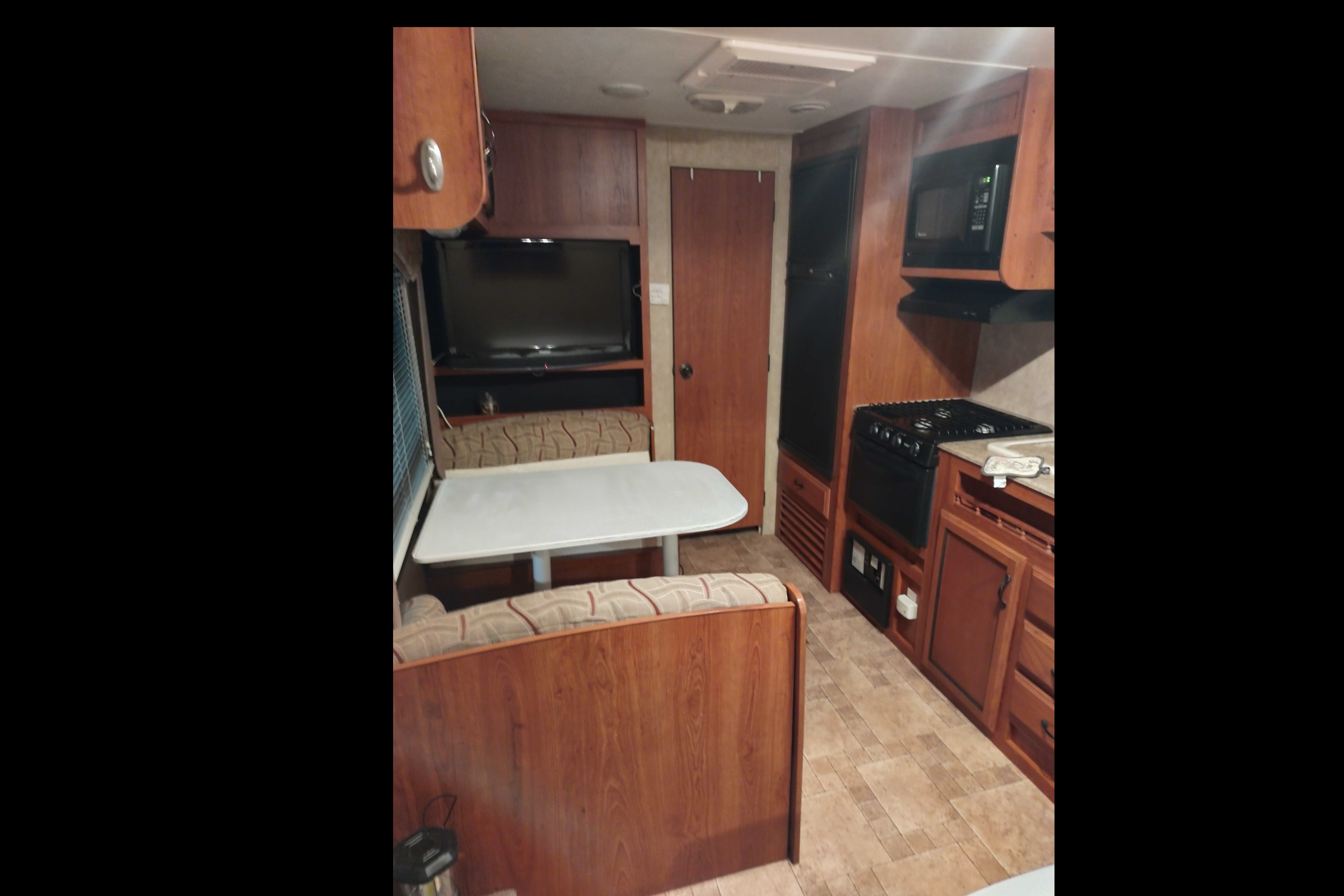 David's Coachman CatalinaTrailer 2