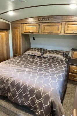 Alyssa's Keystone Laredo Fifth Wheel