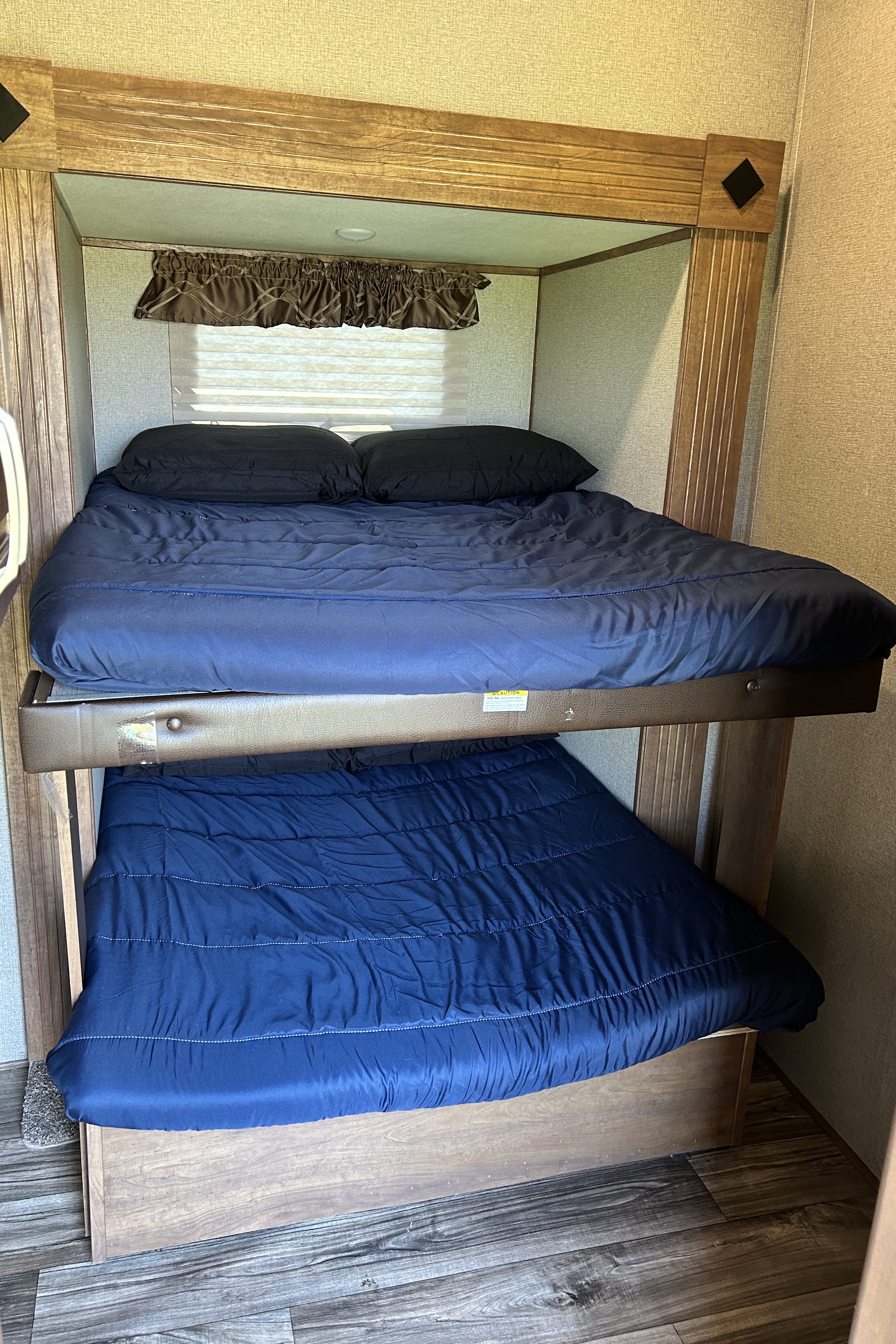 Alyssa's Keystone Laredo Fifth Wheel