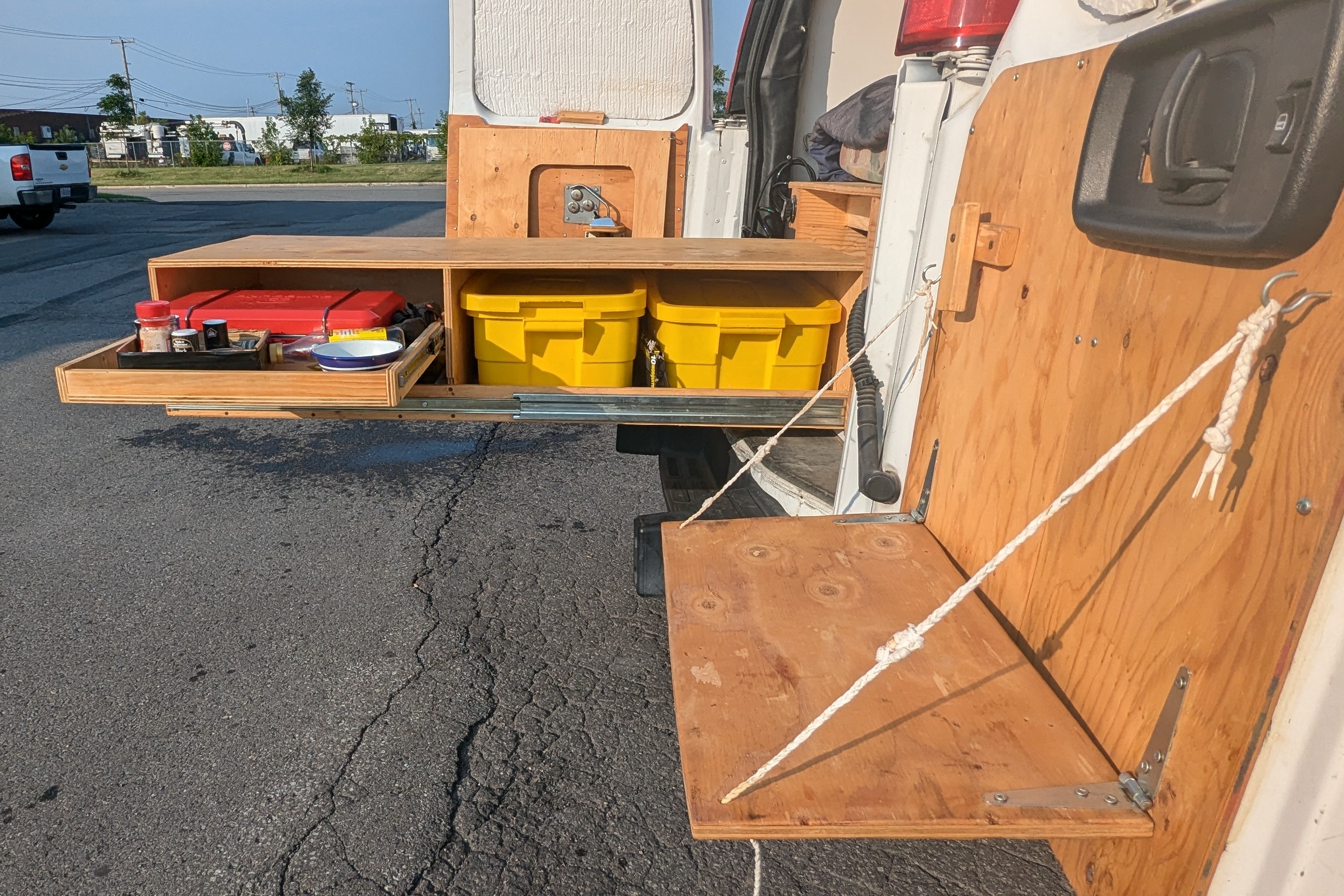 Shoebill Plumber campervan (GMC Savana 2015)