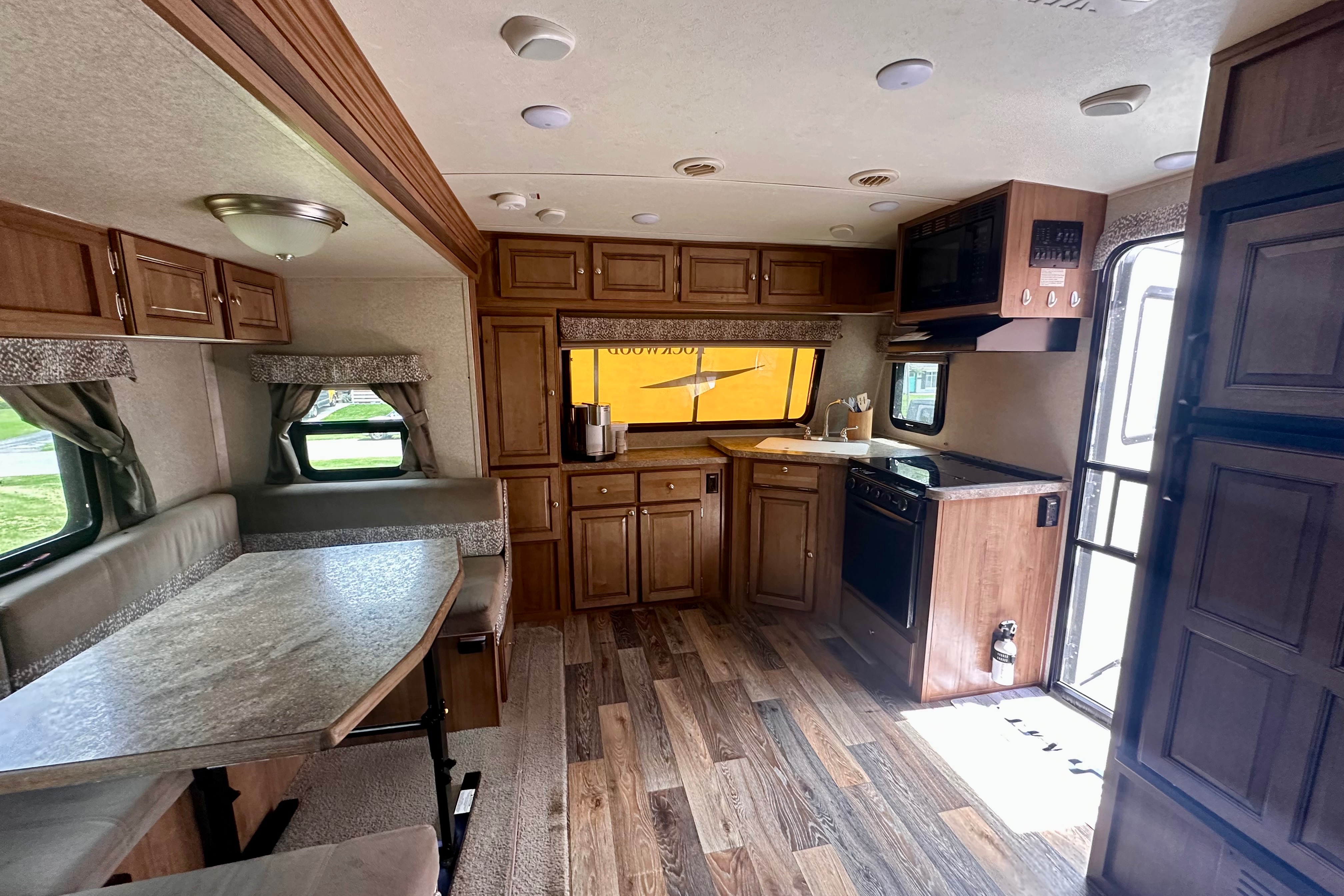 Mike & Kim's Cozy RV