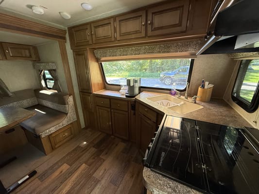 Mike & Kim's Cozy RV