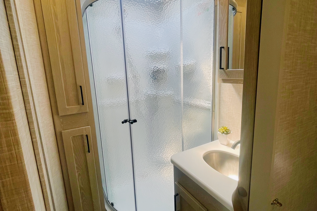 Immaculate! Forest River 8336BH Trailer w/ Bunk Room