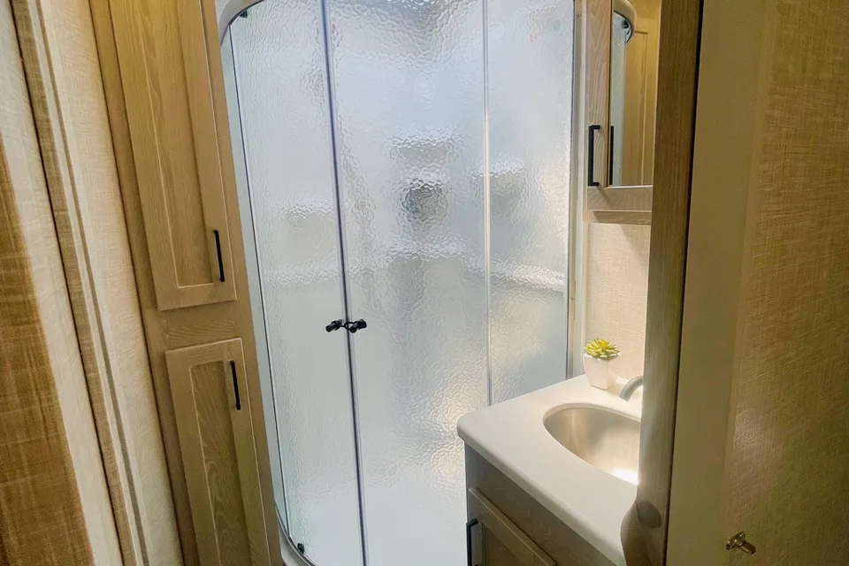 Immaculate! Forest River 8336BH Trailer w/ Bunk Room