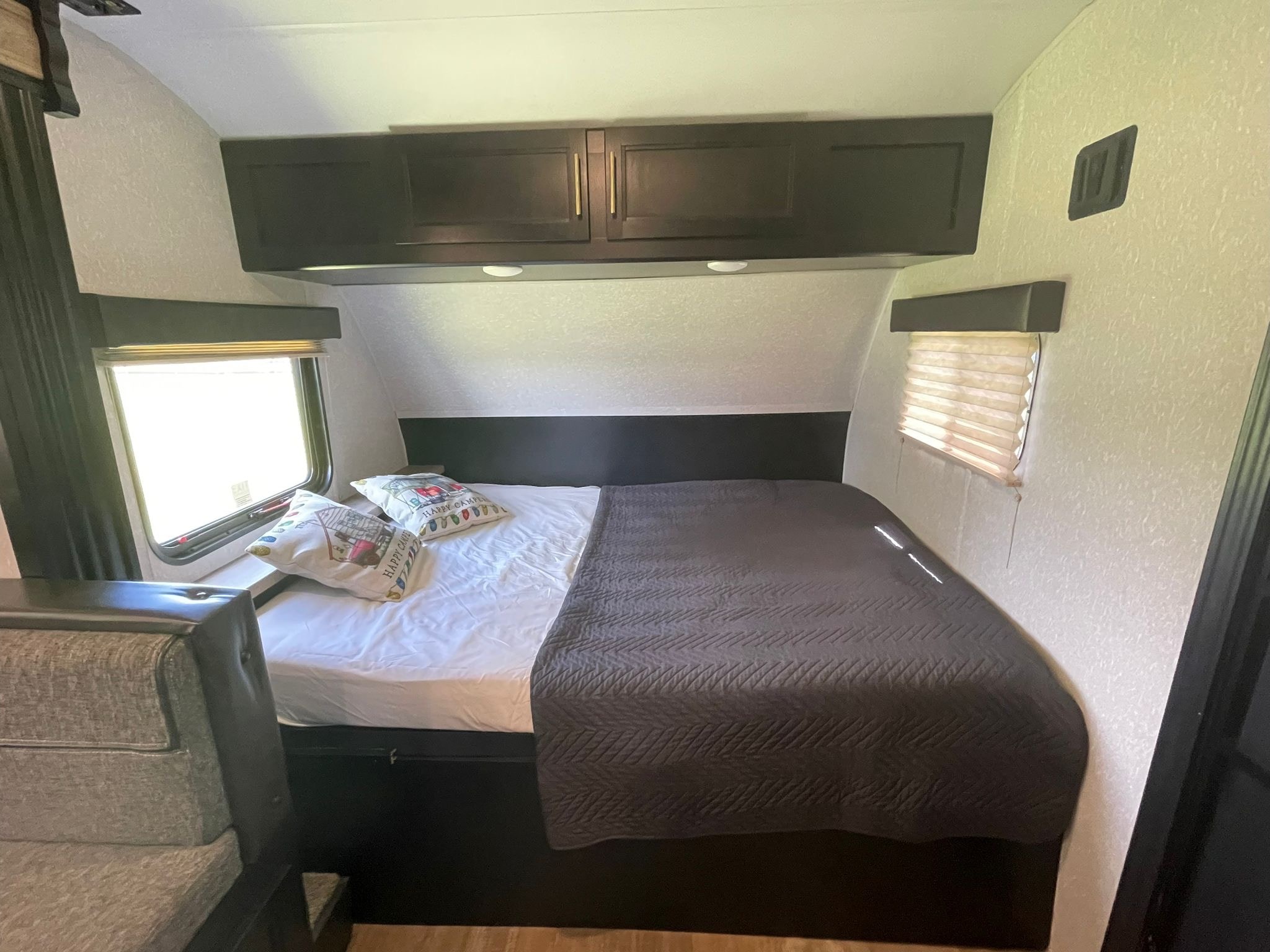 Jenny's Forest River M-17 wolf pup Travel Trailer LS22