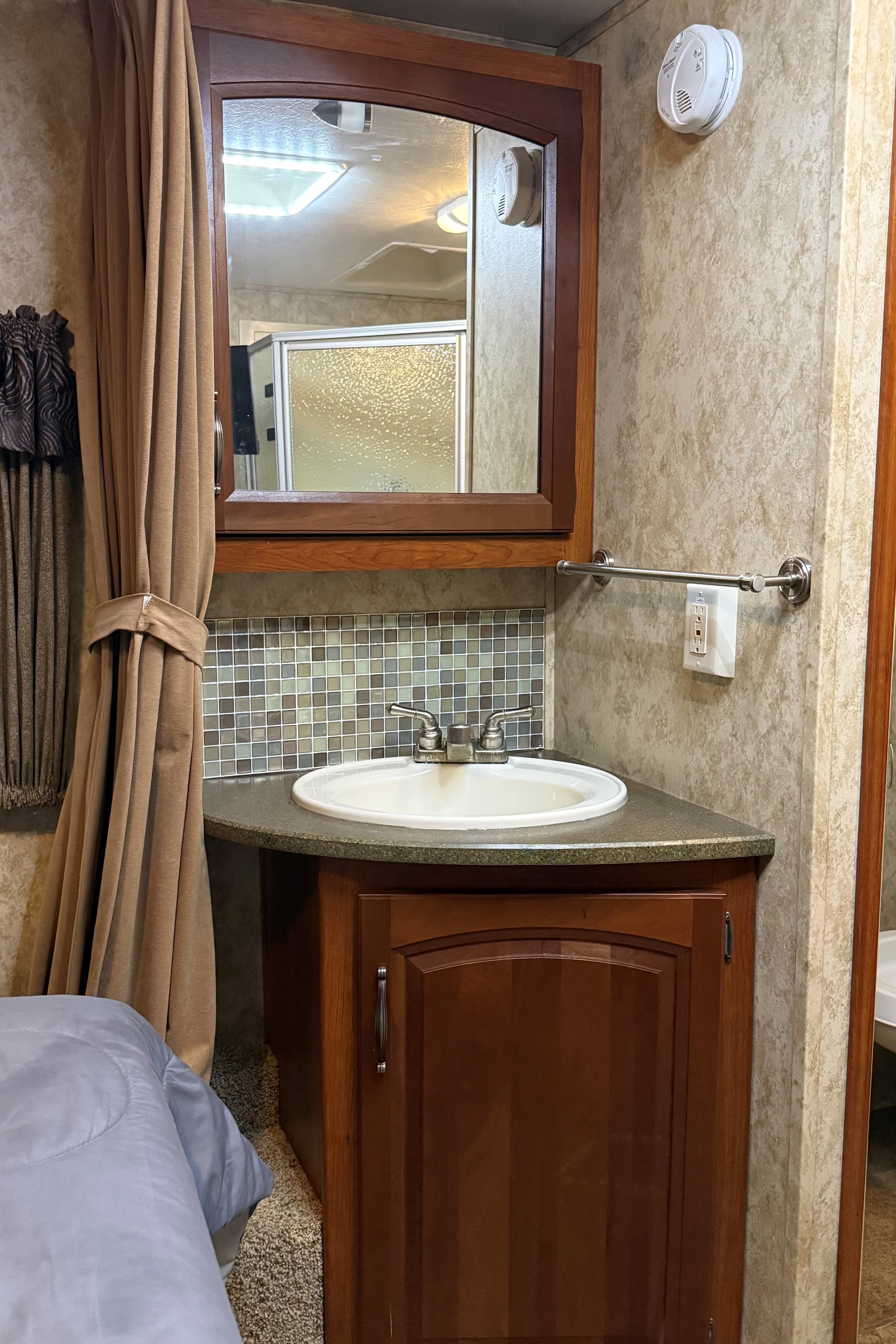 Keystone 276rls Fifth Wheel
