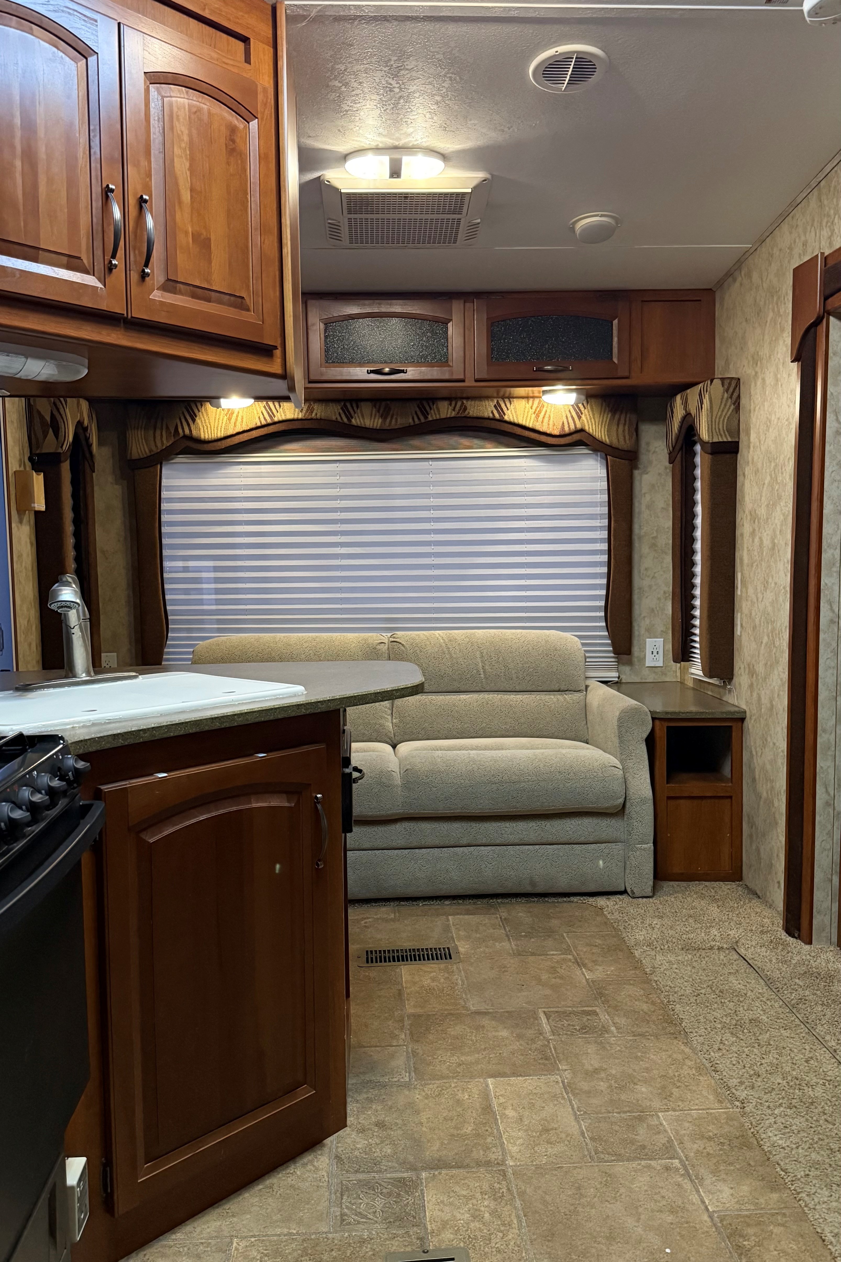 Keystone 276rls Fifth Wheel