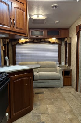 Keystone 276rls Fifth Wheel
