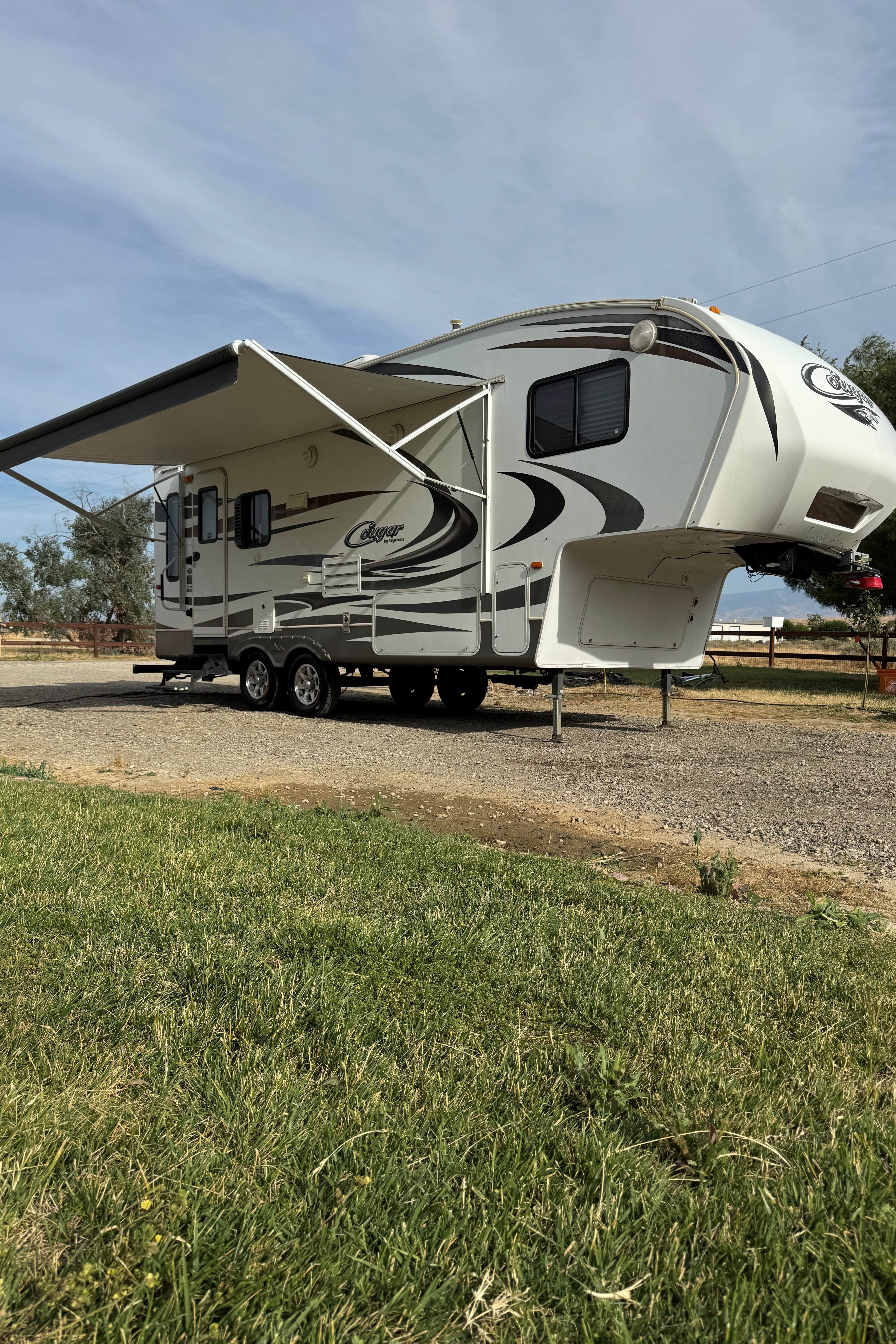 Keystone 276rls Fifth Wheel