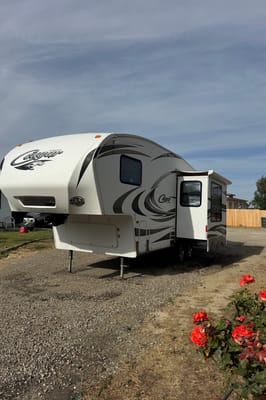 Keystone 276rls Fifth Wheel
