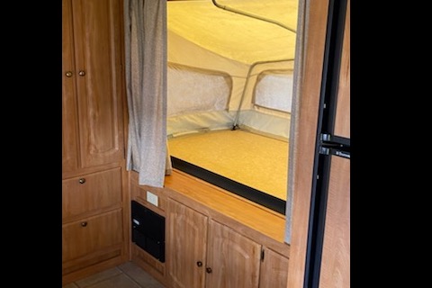 Mark's Starcraft Travelstar Hybrid