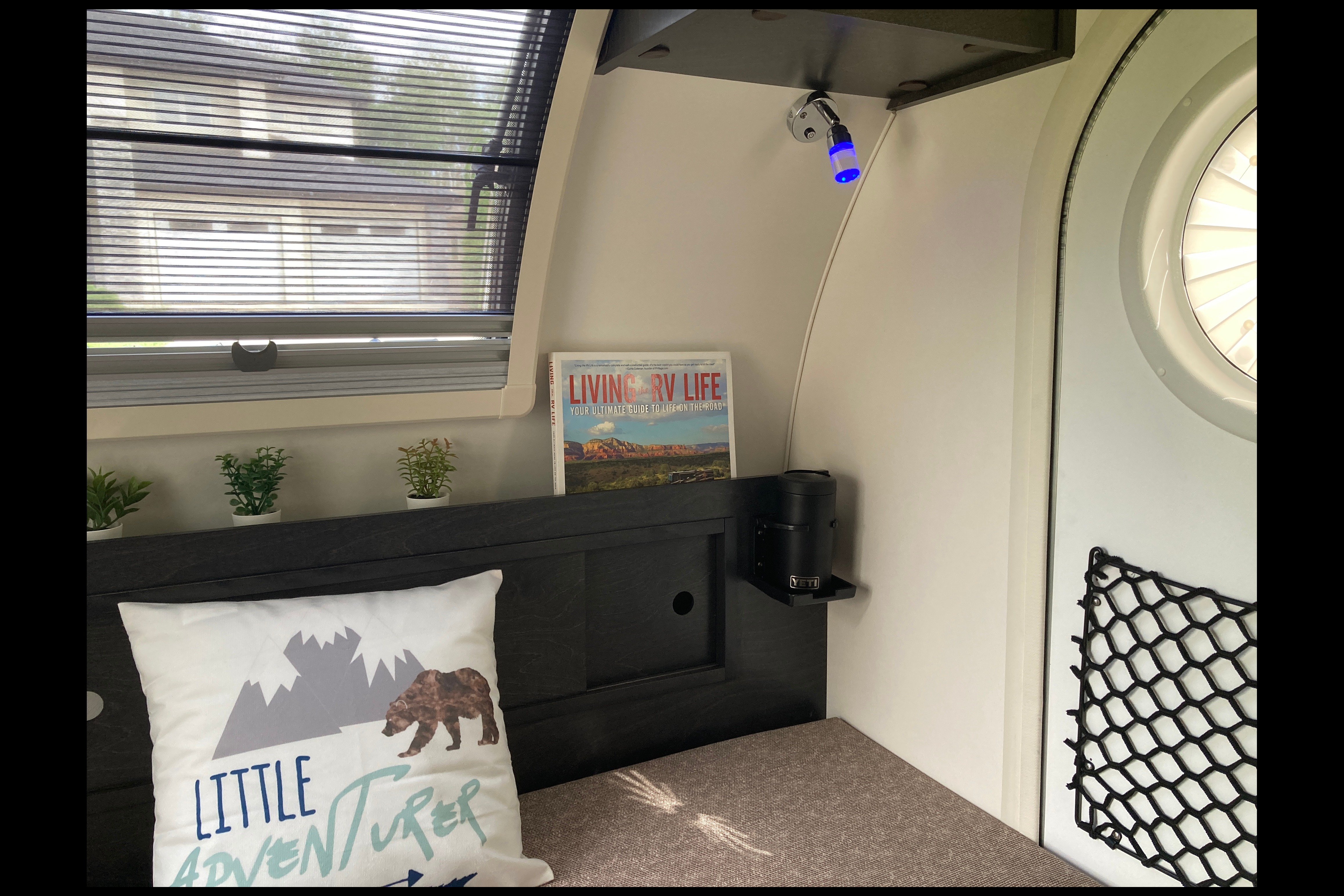 Glamping Tagalong - 2022 Nucamp T@G 