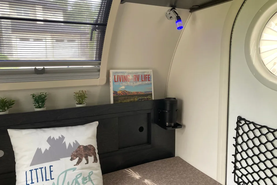 Glamping Tagalong - 2022 Nucamp T@G 