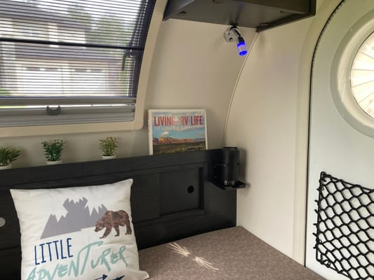 Glamping Tagalong - 2022 Nucamp T@G